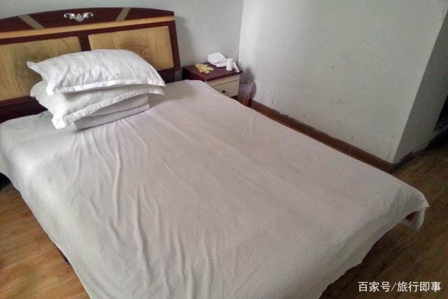 三十間客房如何經營，幾種不同類型的標題供你參考，，解鎖三十間客房的經營之道，破局，三十間客房的高效經營策略，聚焦三十間客房，探尋